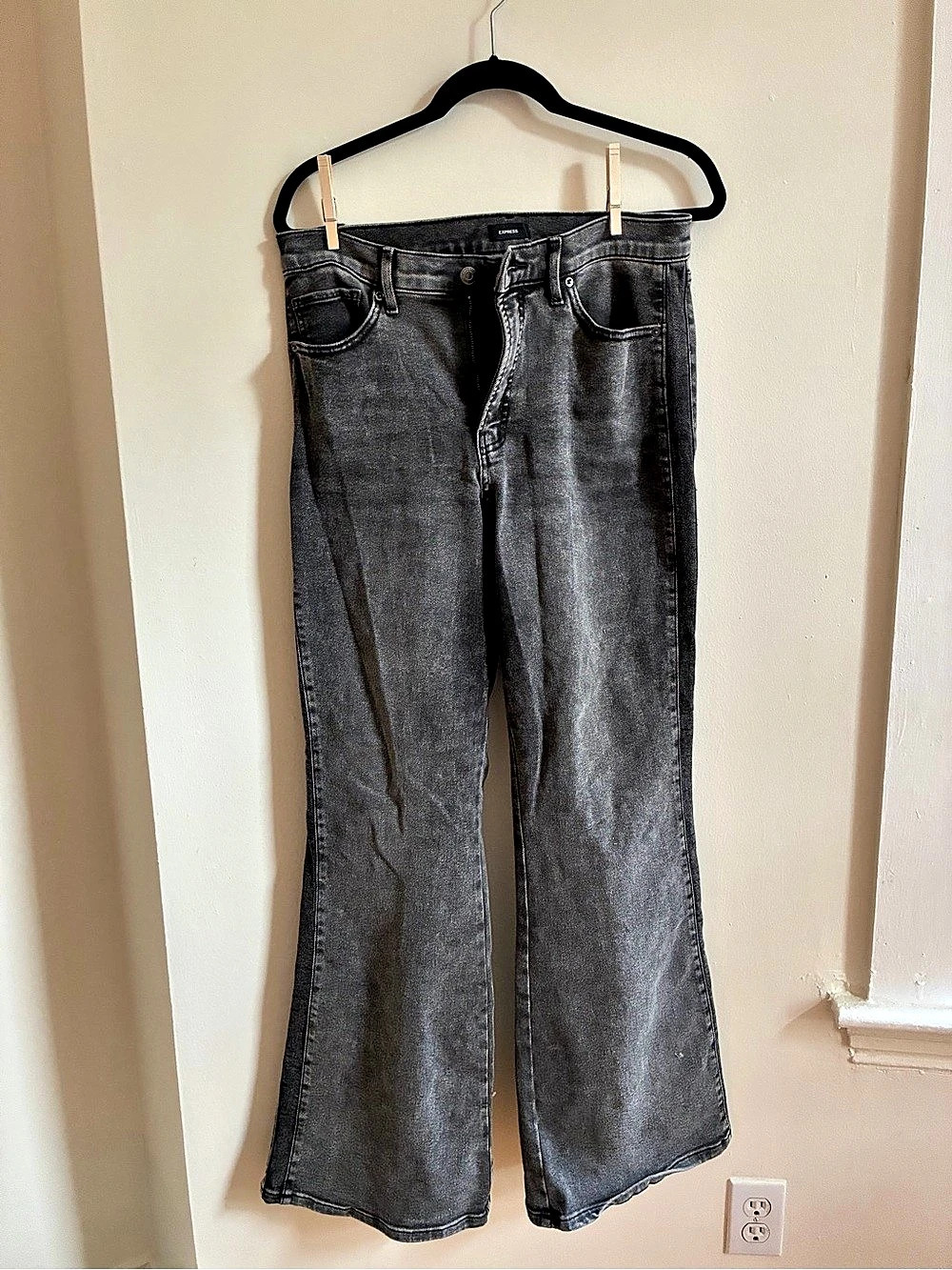 Express Y2K Flare Jeans in Black Waist 12